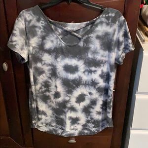 Mudd Black and White Tie-dye w/ Cross Neckline